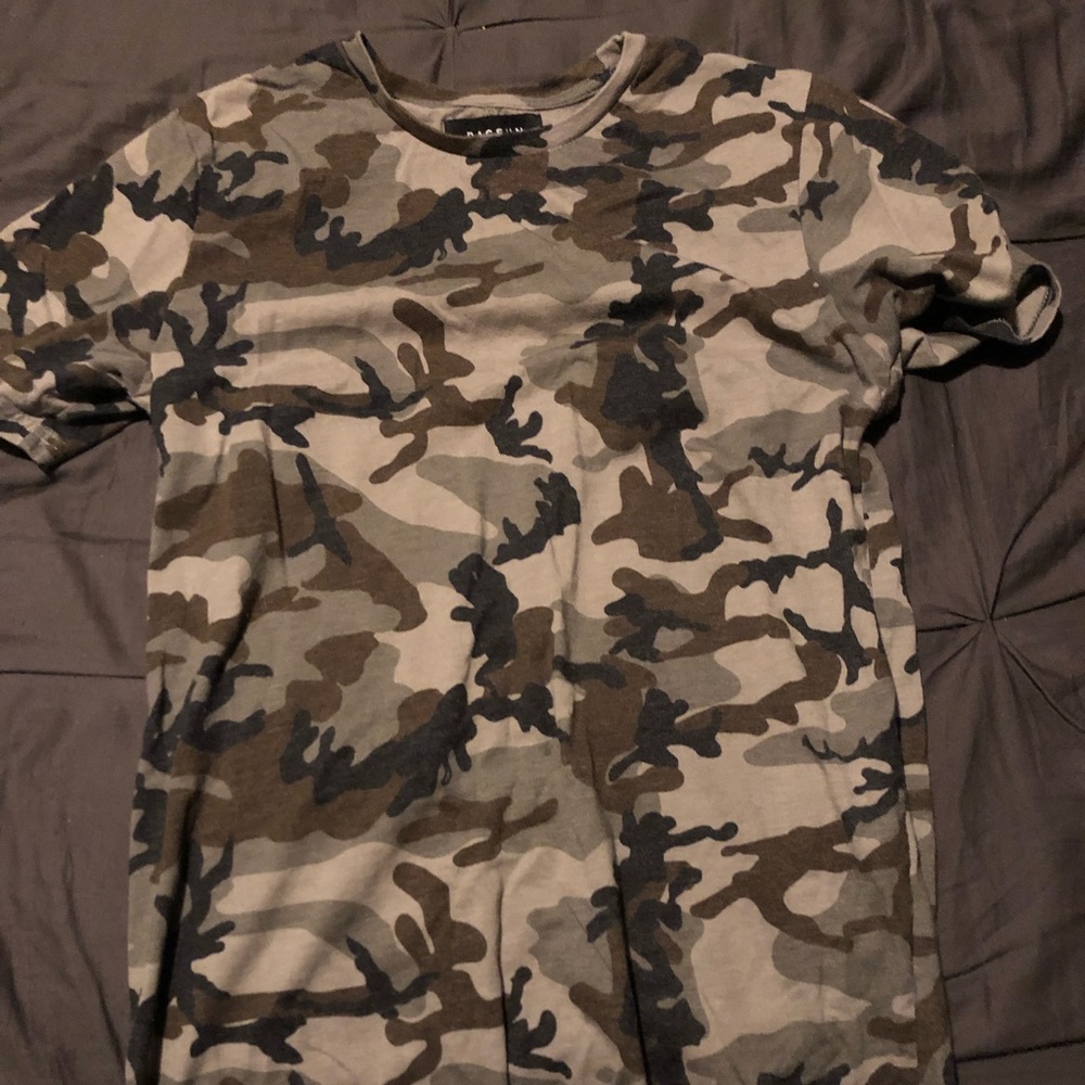 Tops - Picture 6 of 13